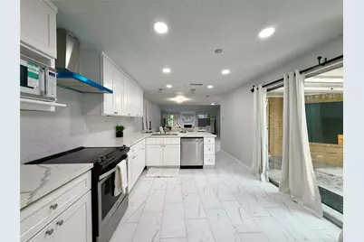 6430 Grandvale Drive, Houston, TX 77072 - Photo 8