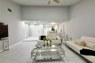 6430 Grandvale Dr, Houston, TX 77072 - Photo 6