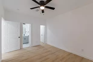 7126 Bywood A and B St, Houston, TX 77028 - Photo 30