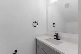 7126 Bywood A and B St, Houston, TX 77028 - Photo 18