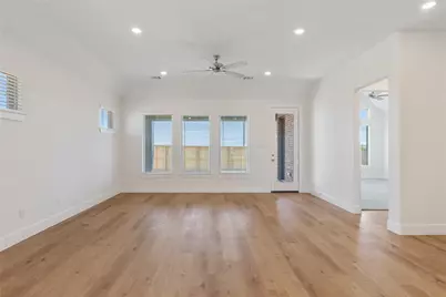 1537 Apache Heights Drive, Dayton, TX 77535 - Photo 10