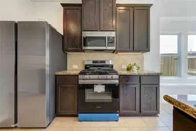 9918 Wood Wind Court, Baytown, TX 77521 - Photo 12