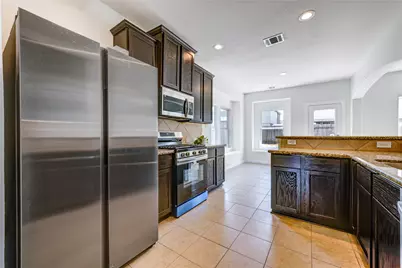 9918 Wood Wind Court, Baytown, TX 77521 - Photo 10