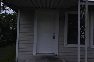 242 Bolden St, Houston, TX 77029 - Photo 2