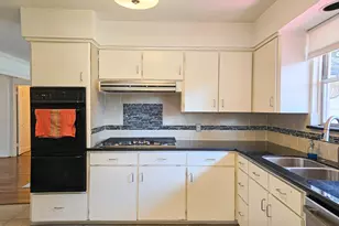 9507 Meadowbriar Ln, Houston, TX 77063 - Photo 12