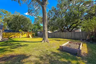 9507 Meadowbriar Ln, Houston, TX 77063 - Photo 8