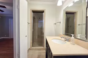 9507 Meadowbriar Ln, Houston, TX 77063 - Photo 20