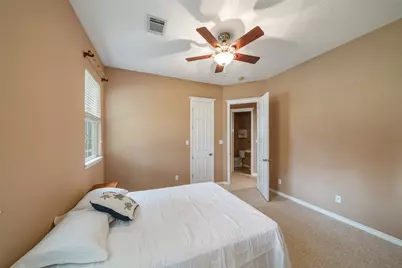 12195 N Lake Vista Drive, Willis, TX 77318 - Photo 32