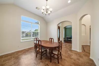 12195 N Lake Vista Drive, Willis, TX 77318 - Photo 16
