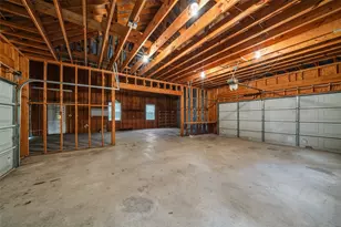 12195 N Lake Vista Dr, Willis, TX 77318 - Photo 40