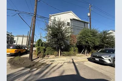 703 Bringhurst Street, Houston, TX 77020 - Photo 12