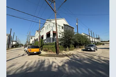 703 Bringhurst Street, Houston, TX 77020 - Photo 10