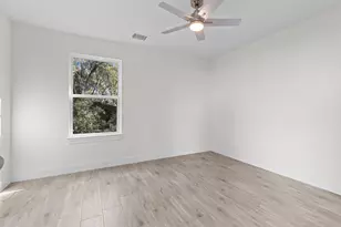 7814 Beckley St, Houston, TX 77088 - Photo 24