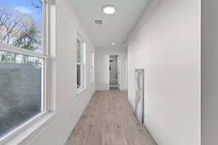 7814 Beckley St, Houston, TX 77088 - Photo 16
