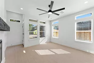 8318 Brandon St, Houston, TX 77051 - Photo 8