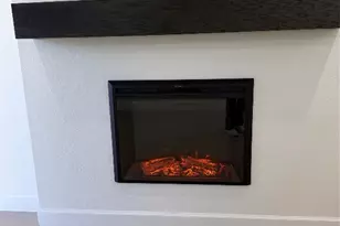 8318 Brandon St, Houston, TX 77051 - Photo 16