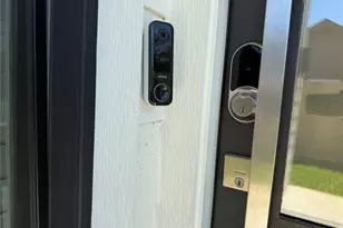 8318 Brandon St, Houston, TX 77051 - Photo 6