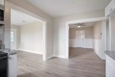 406 Bardash Street, Cleveland, TX 77327 - Photo 6