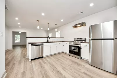 2919 Rosedale Street #B, Houston, TX 77004 - Photo 2
