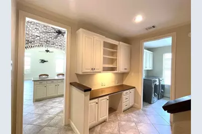 3590 Prescott Drive, Beaumont, TX 77706 - Photo 10