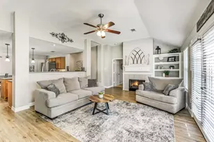 14035 Fair Glade Ln, Cypress, TX 77429 - Photo 4