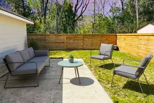 8125 Sunnyhill St, Houston, TX 77088 - Photo 10