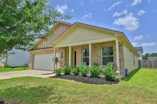 15523 Taylorcrest Dr, Conroe, TX 77306 - Photo 2