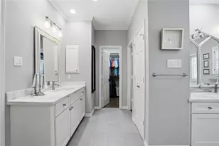 207 Sugar Berry Cir, Houston, TX 77024 - Photo 26