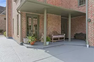 207 Sugar Berry Cir, Houston, TX 77024 - Photo 30