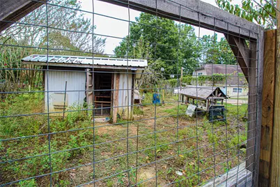 139 Berts Farm Road, Livingston, TX 77351 - Photo 30