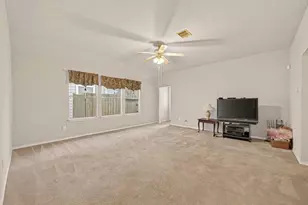 12811 Lodenbriar Dr, Houston, TX 77072 - Photo 2