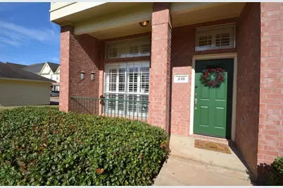 2710 Grants Lake Boulevard #J10, Sugar Land, TX 77479 - Photo 2