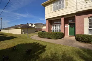2710 Grants Lake Blvd, Sugar Land, TX 77479 - Photo 4