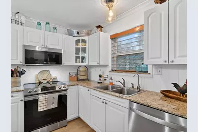 117 Horseshoe Lake Drive W, Huntsville, TX 77320 - Photo 6