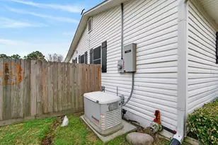 117 Horseshoe Lake Dr W, Huntsville, TX 77320 - Photo 34