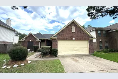 6422 Diamond Rock Drive, Katy, TX 77449 - Photo 2