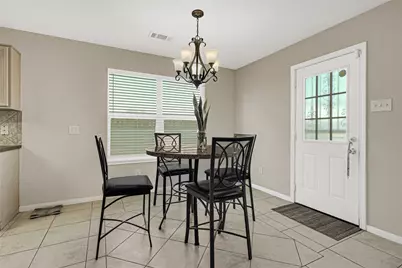 8123 Solara Bend, Houston, TX 77083 - Photo 14