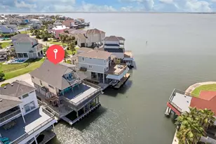 1534 Windsong Way, Tiki Island, TX 77554 - Photo 4