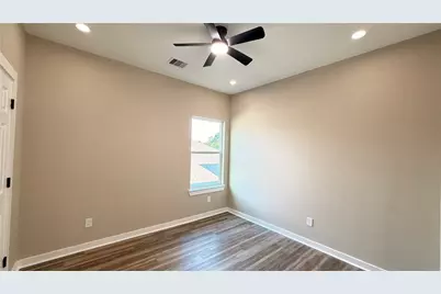 7821 Angus Street, Houston, TX 77028 - Photo 4
