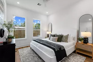 8318 Williamsdell St, Houston, TX 77088 - Photo 12