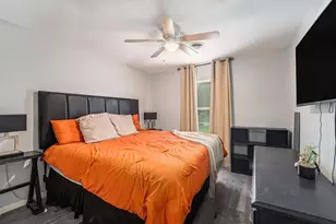 12215 Hillcroft St, Houston, TX 77035 - Photo 18