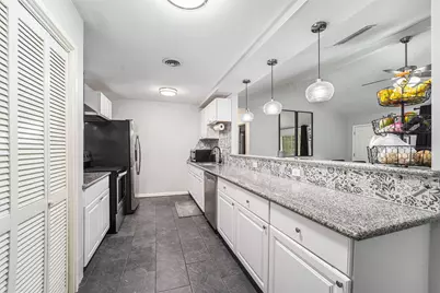 12215 Hillcroft Street, Houston, TX 77035 - Photo 10