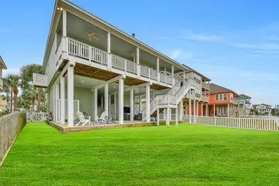 13602 Windlass Circle, Galveston, TX 77554 - Photo 34