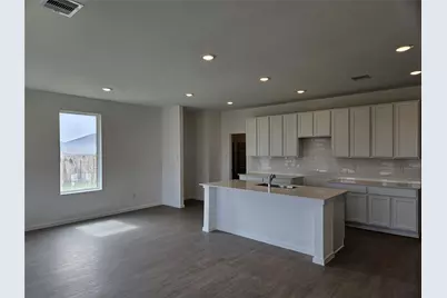 5614 Pinfish Drive, Baytown, TX 77521 - Photo 2