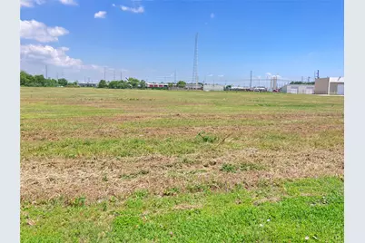 301 Sh 146, Texas City, TX 77591 - Photo 4