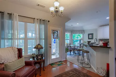 10486 Parkside Drive, Willis, TX 77318 - Photo 8