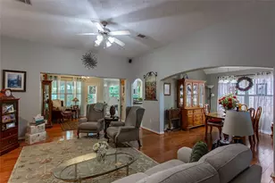 10486 Parkside Dr, Willis, TX 77318 - Photo 6