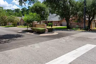 10486 Parkside Dr, Willis, TX 77318 - Photo 24