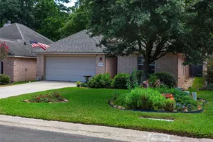 10486 Parkside Dr, Willis, TX 77318 - Photo 2