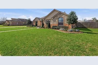 103 Ryan Drive, Dayton, TX 77535 - Photo 4